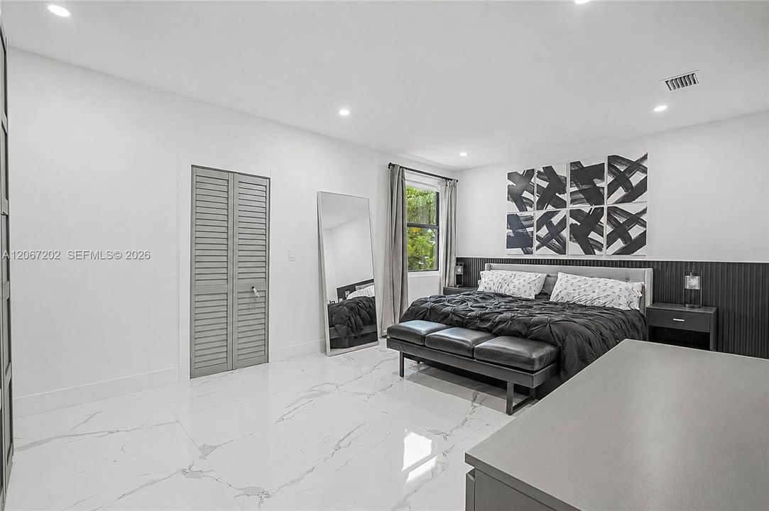 For Rent: $7,000 (4 beds, 4 baths, 2594 Square Feet)