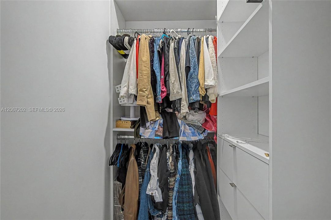 For Rent: $7,000 (4 beds, 4 baths, 2594 Square Feet)