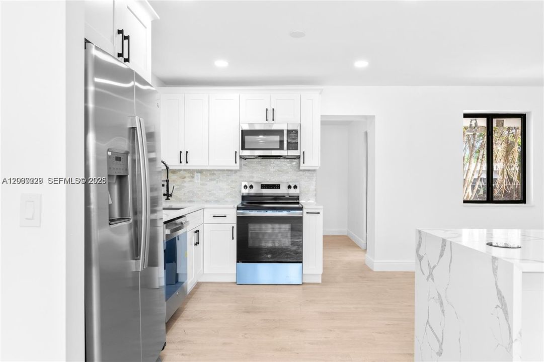 For Rent: $3,800 (3 beds, 2 baths, 2196 Square Feet)