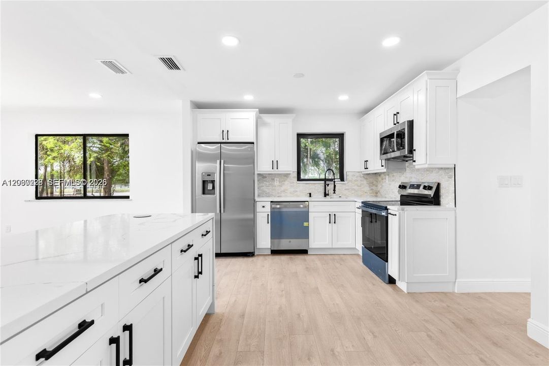 For Rent: $3,800 (3 beds, 2 baths, 2196 Square Feet)