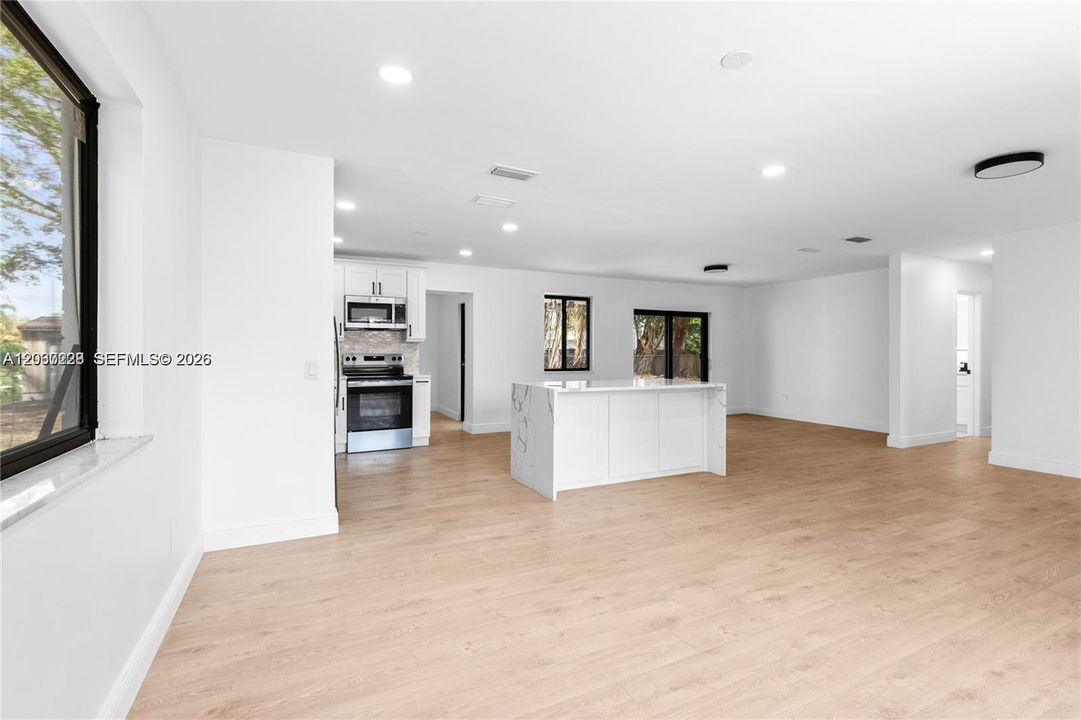 For Rent: $3,800 (3 beds, 2 baths, 2196 Square Feet)