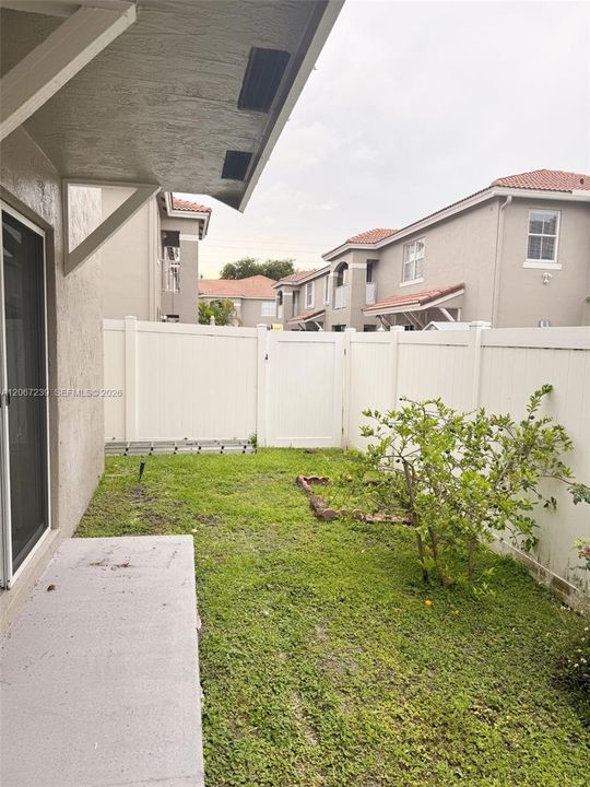 For Sale: $440,000 (3 beds, 2 baths, 1547 Square Feet)