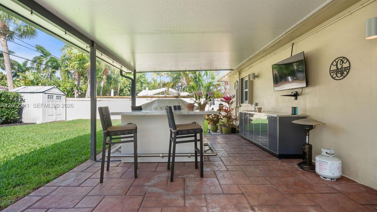 For Rent: $4,300 (2 beds, 2 baths, 1545 Square Feet)