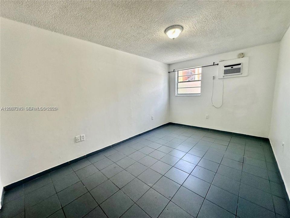 En Renta: $2,000 (2 camas, 1 baños, 6138 Pies cuadrados)