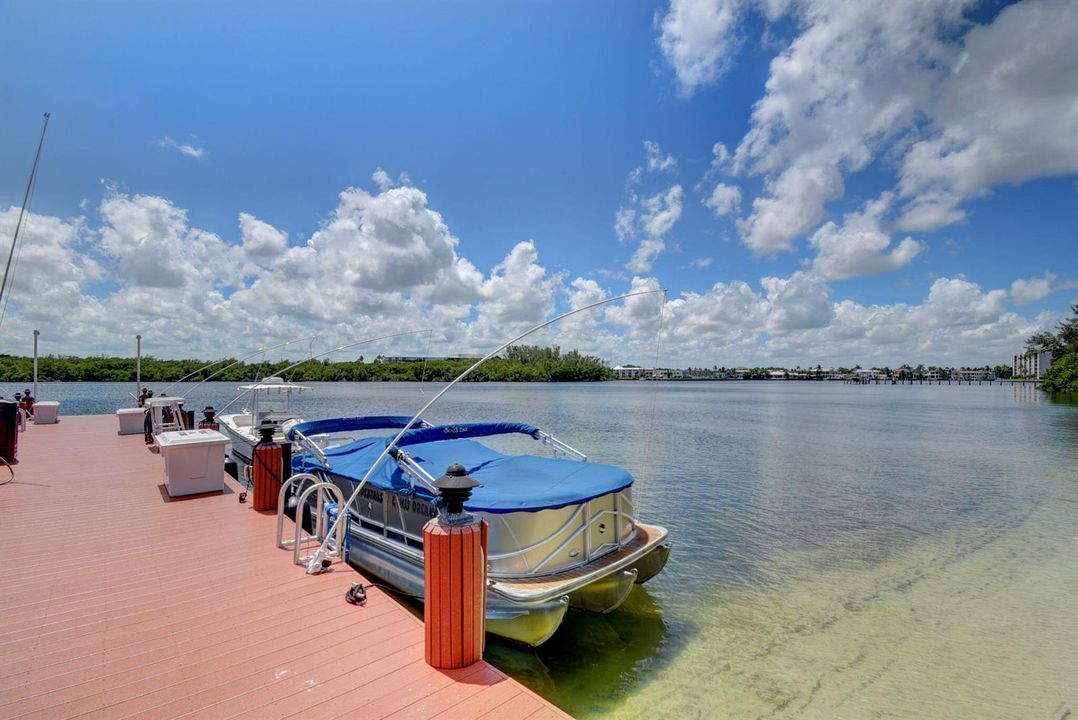 58-web-or-mls-2121 N Ocean Blvd (11)