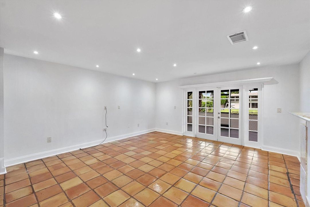 07-9897 Fairway Cove Ln_007