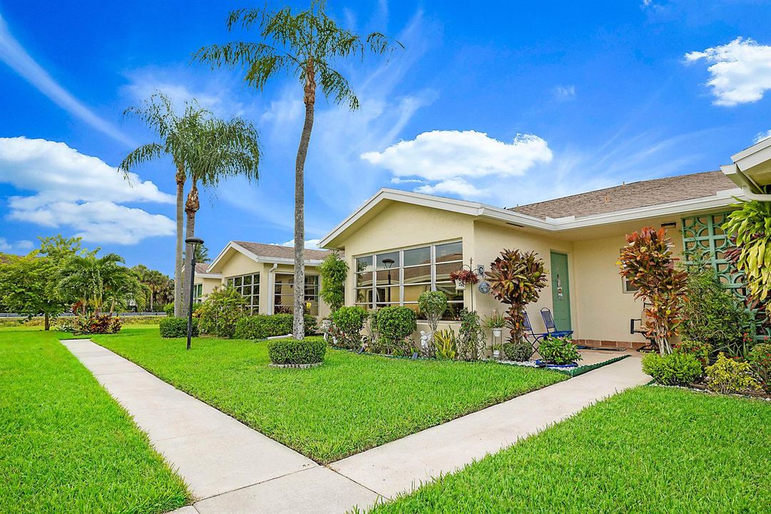 Lakefront Blvd Unit C -26