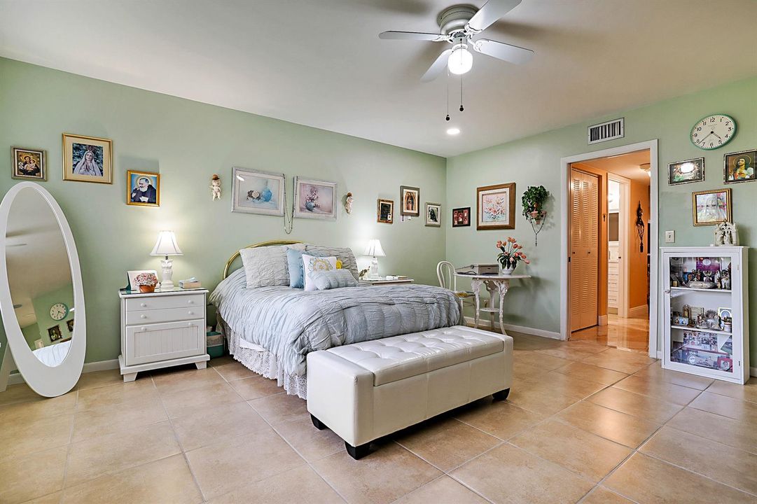 Lakefront Blvd Unit C -22