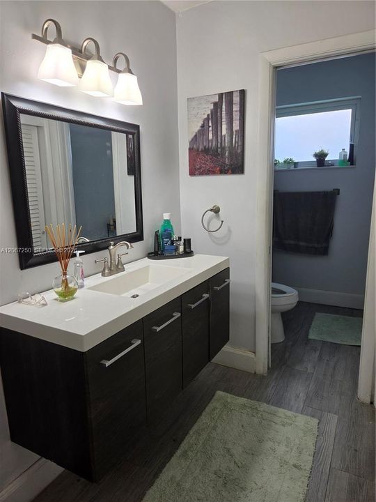 For Sale: $899,000 (3 beds, 2 baths, 1942 Square Feet)