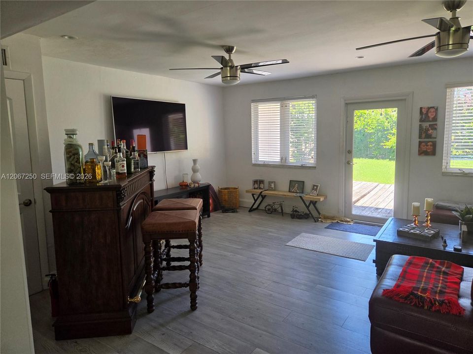 For Sale: $899,000 (3 beds, 2 baths, 1942 Square Feet)