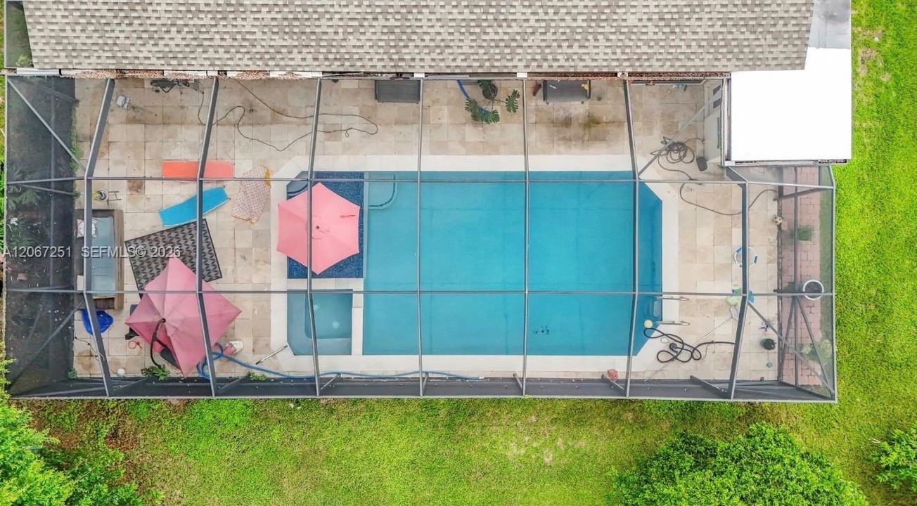 En Venta: $598,000 (3 camas, 2 baños, 1698 Pies cuadrados)