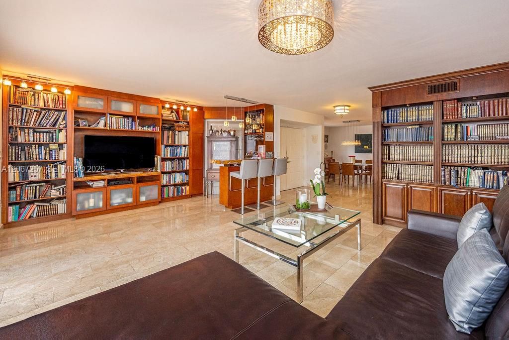 For Rent: $8,800 (5 beds, 3 baths, 2498 Square Feet)