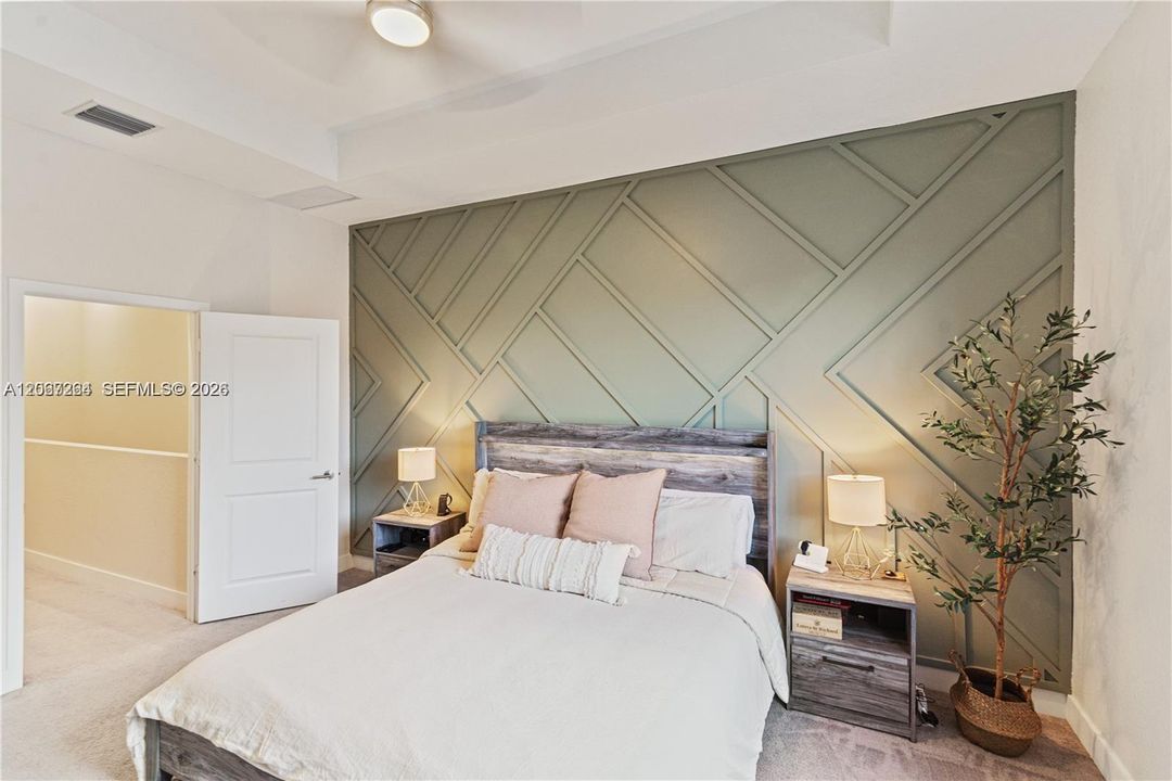 For Rent: $2,700 (3 beds, 2 baths, 1530 Square Feet)