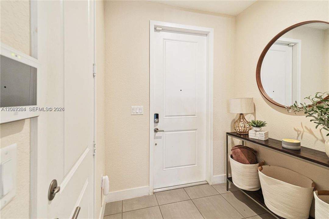 For Rent: $2,700 (3 beds, 2 baths, 1530 Square Feet)