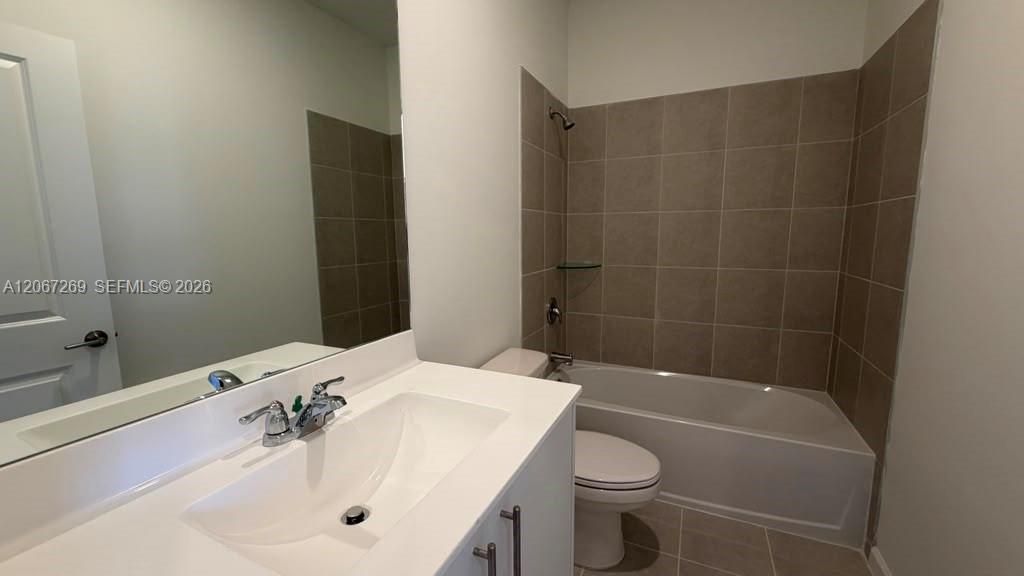 Недавно арендовано: $2,550 (3 спален, 2 ванн, 1443 Квадратных фут)
