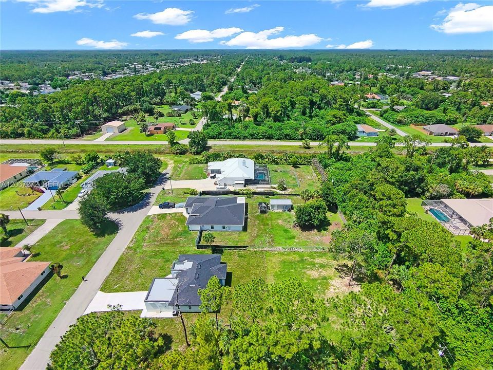 For Sale: $374,900 (3 beds, 2 baths, 1366 Square Feet)