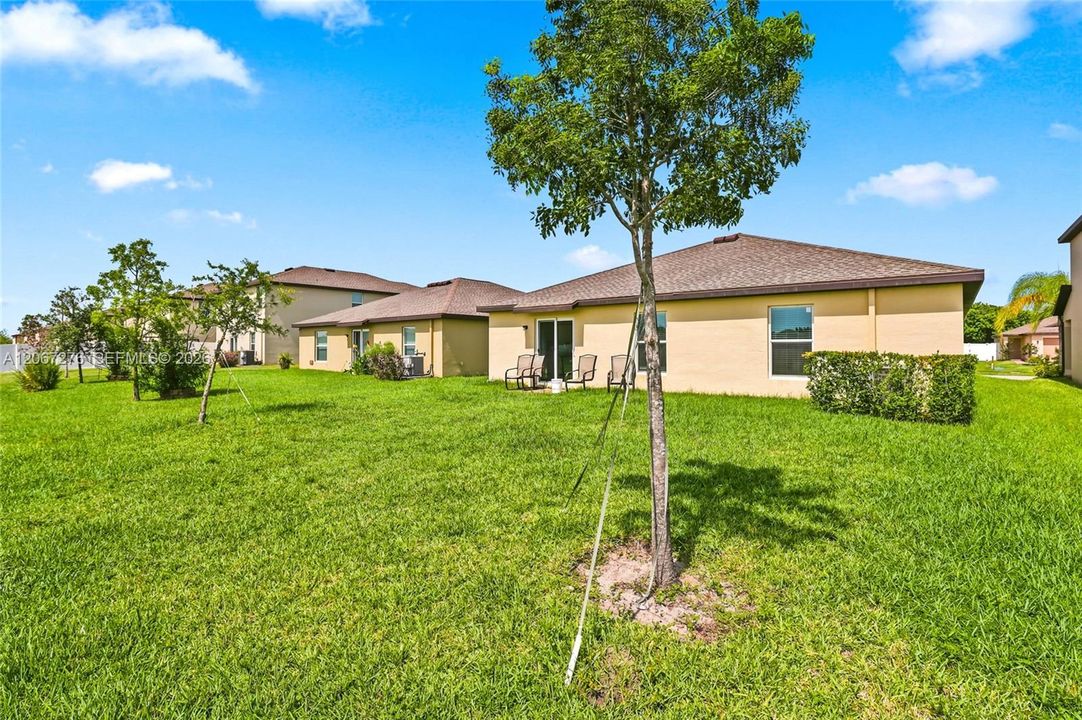 En Venta: $349,900 (4 camas, 2 baños, 1830 Pies cuadrados)