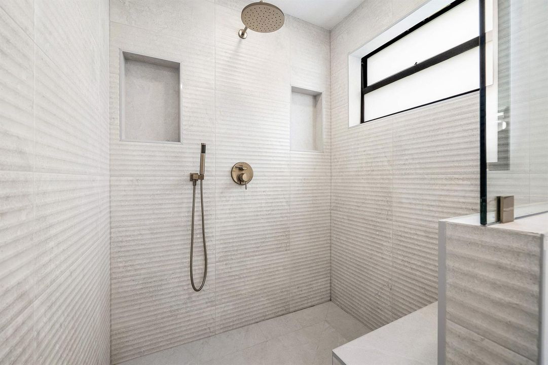 025-5665AspenRidgeCircle-DelrayBeach-FL-