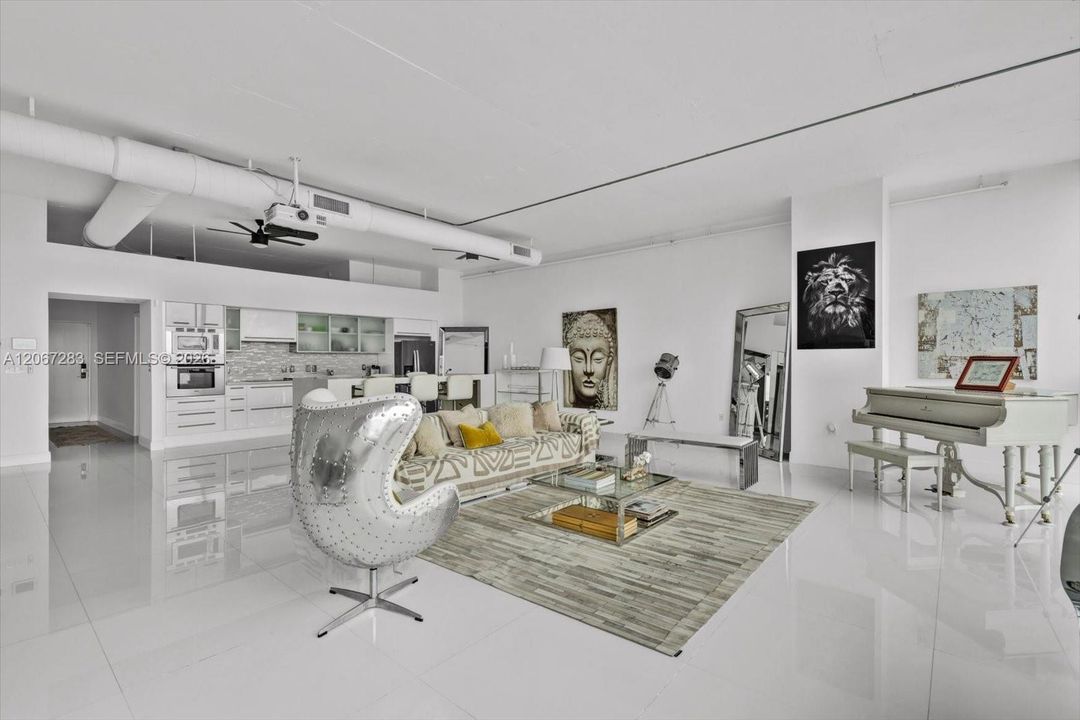 For Rent: $6,400 (1 beds, 2 baths, 1848 Square Feet)