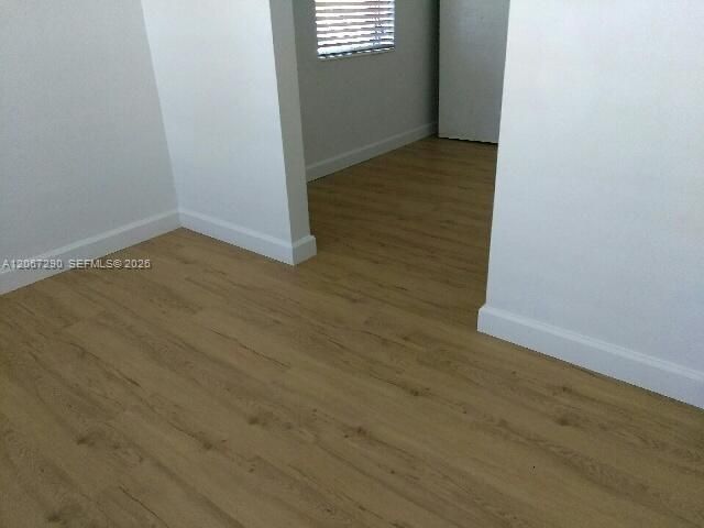 For Rent: $1,950 (2 beds, 1 baths, 720 Square Feet)