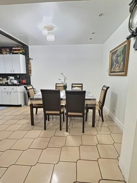Active With Contract: $1,035,000 (3 beds, 2 baths, 2680 Square Feet)
