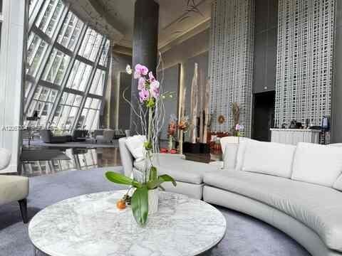For Rent: $5,600 (2 beds, 2 baths, 1337 Square Feet)