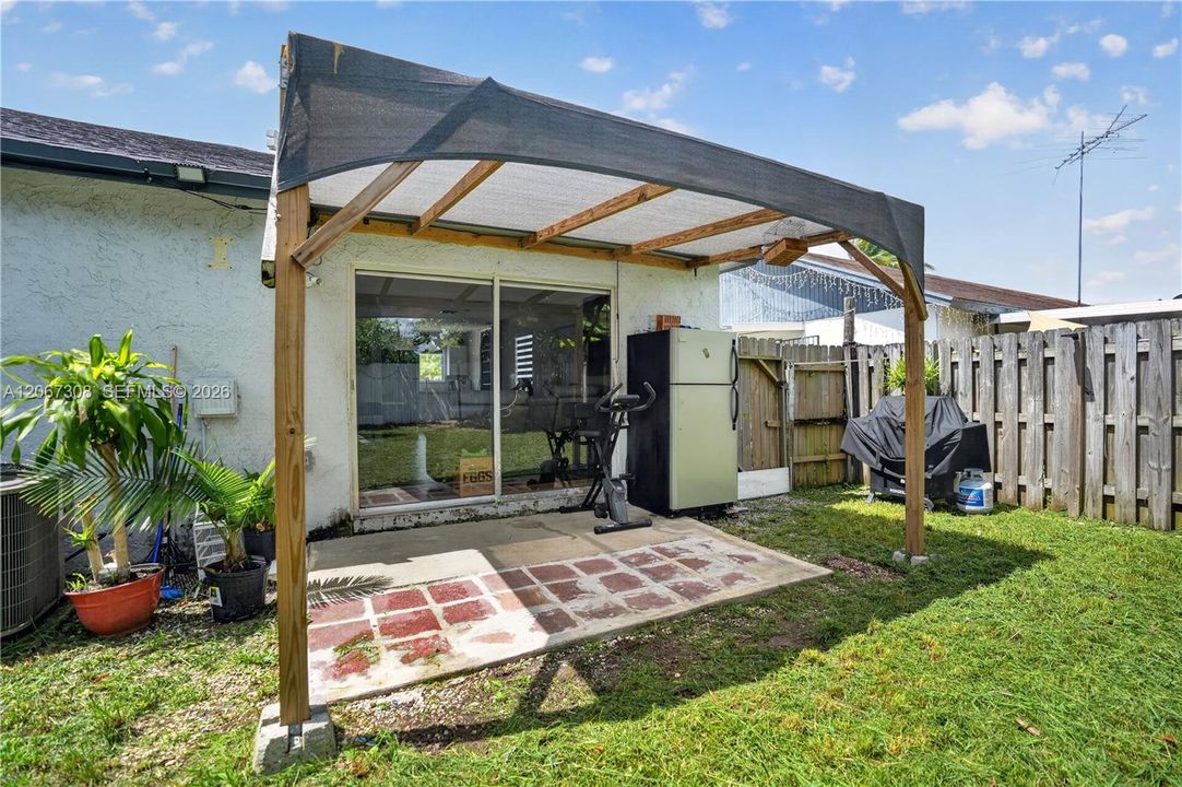 For Sale: $430,000 (3 beds, 1 baths, 960 Square Feet)