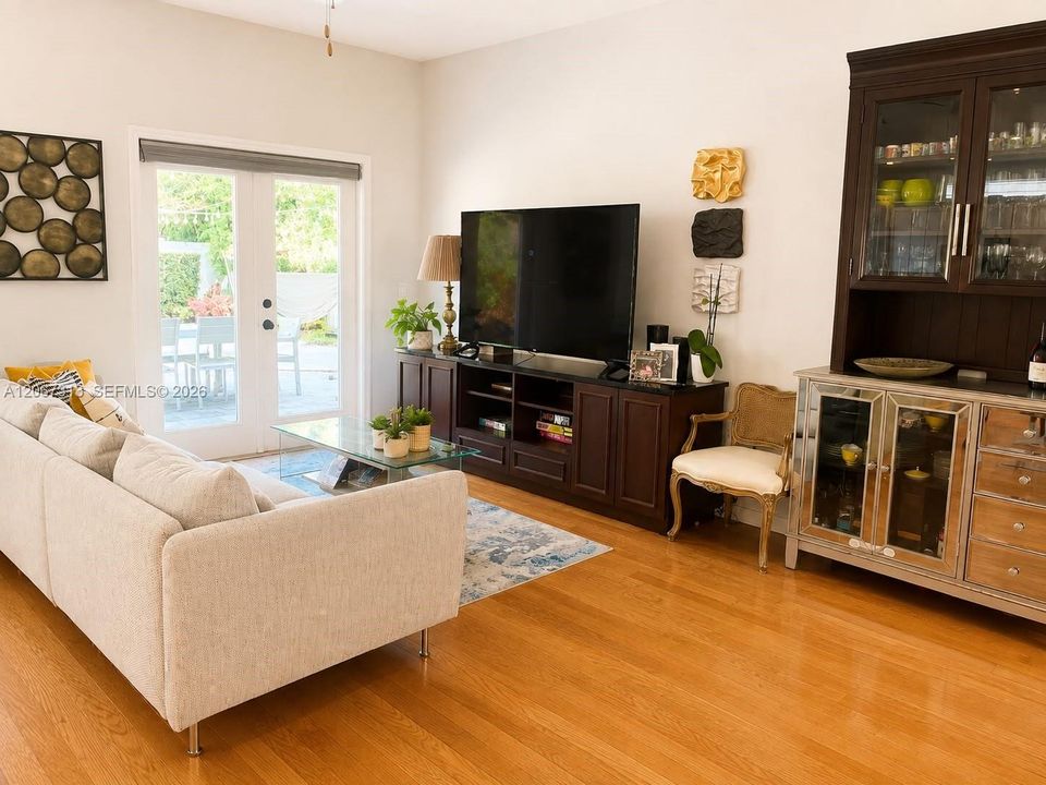 En Venta: $599,999 (3 camas, 3 baños, 0 Pies cuadrados)