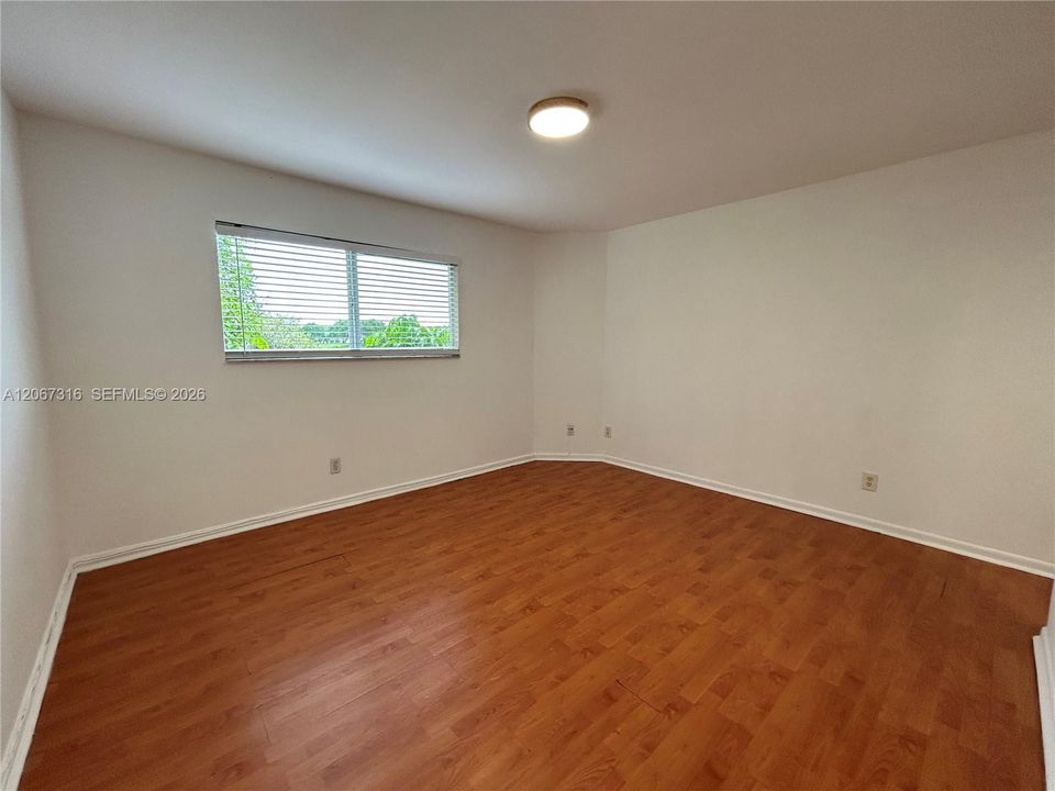 For Sale: $174,900 (2 beds, 2 baths, 1020 Square Feet)