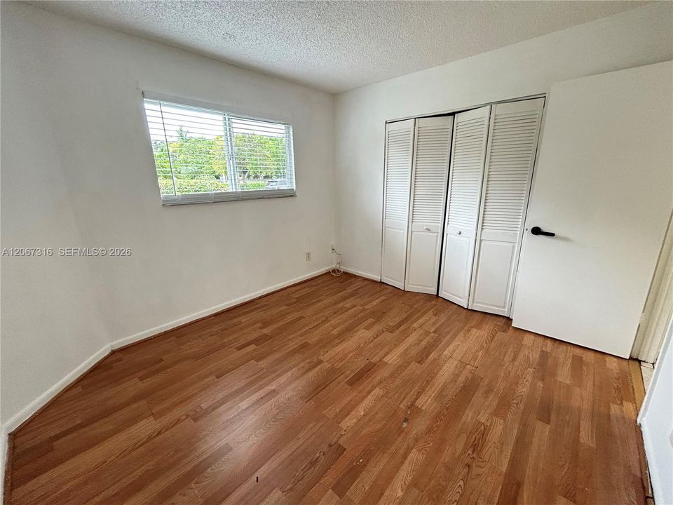 For Sale: $174,900 (2 beds, 2 baths, 1020 Square Feet)