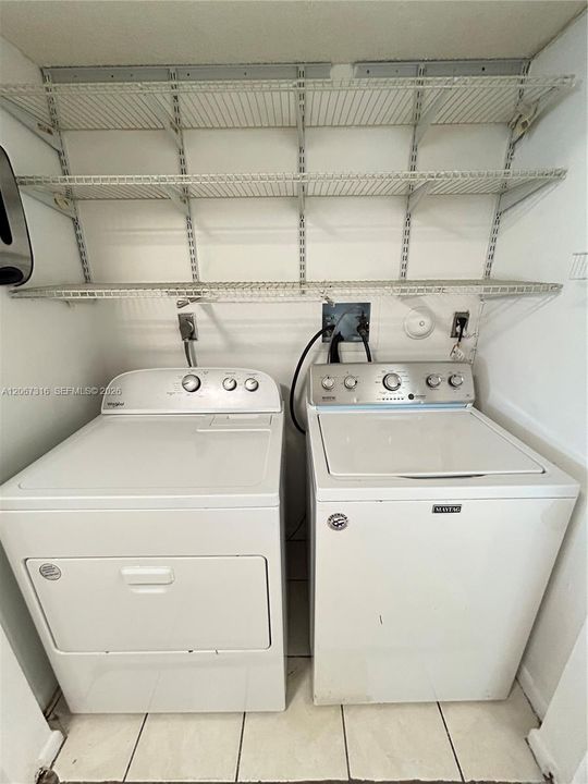 For Sale: $174,900 (2 beds, 2 baths, 1020 Square Feet)
