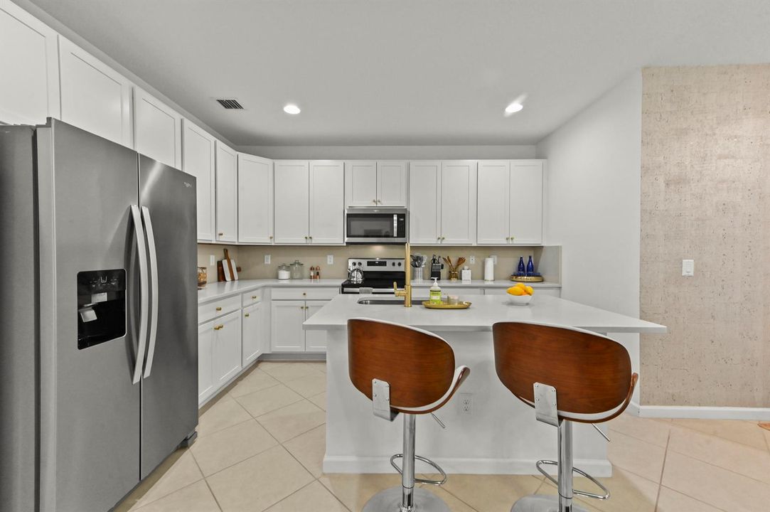 14 Kitchen 01