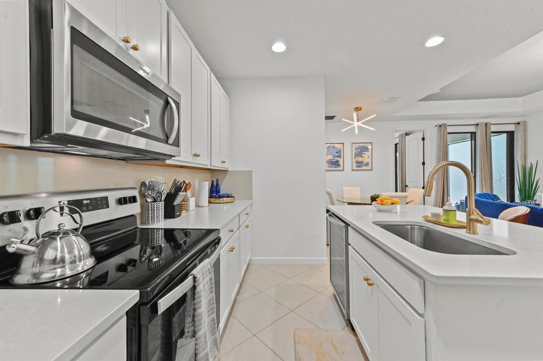18 Kitchen 05