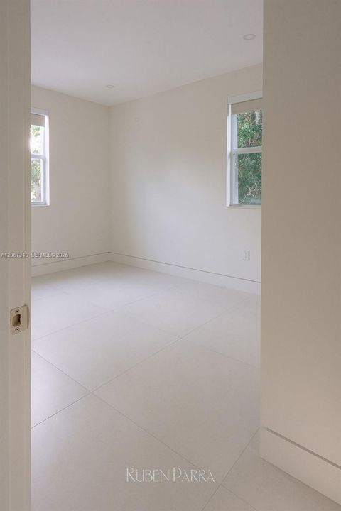 En Renta: $4,700 (3 camas, 2 baños, 1511 Pies cuadrados)