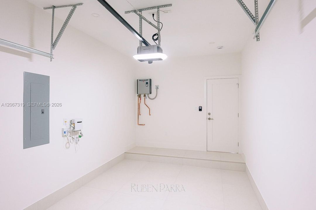 En Renta: $4,700 (3 camas, 2 baños, 1511 Pies cuadrados)