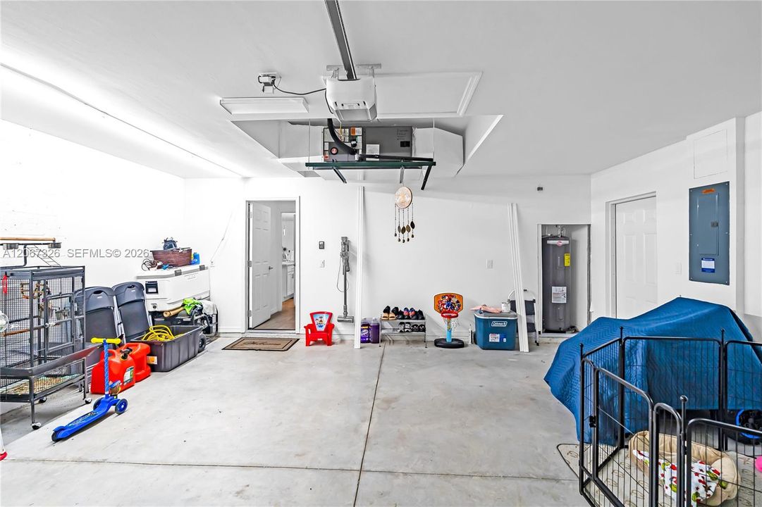 For Sale: $479,900 (4 beds, 2 baths, 1651 Square Feet)