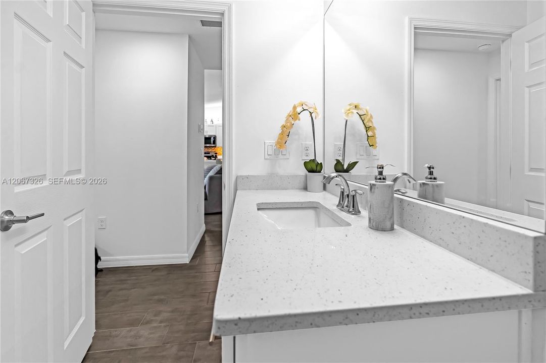 For Sale: $479,900 (4 beds, 2 baths, 1651 Square Feet)