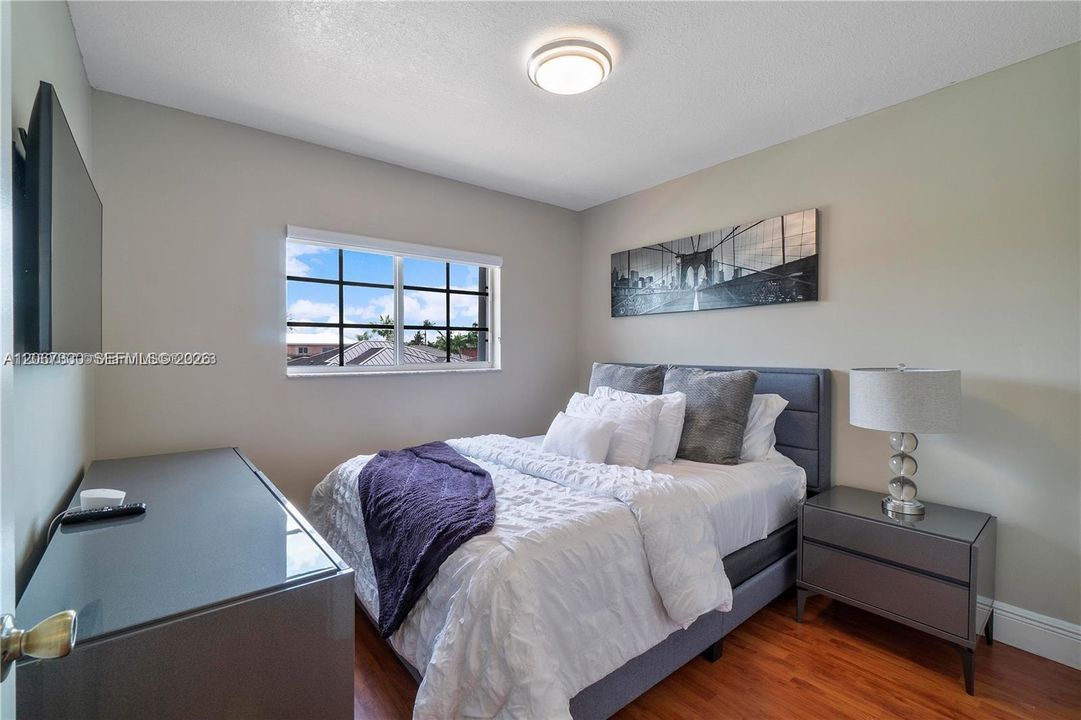 For Rent: $7,000 (4 beds, 3 baths, 2537 Square Feet)