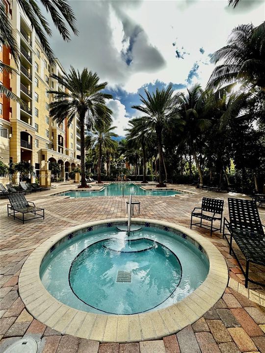 For Rent: $3,500 (2 beds, 2 baths, 1116 Square Feet)