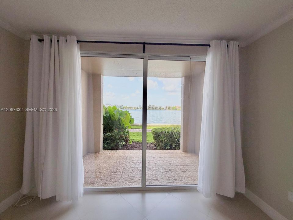 For Rent: $3,500 (2 beds, 2 baths, 1116 Square Feet)
