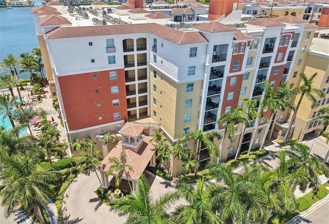 For Rent: $3,500 (2 beds, 2 baths, 1116 Square Feet)