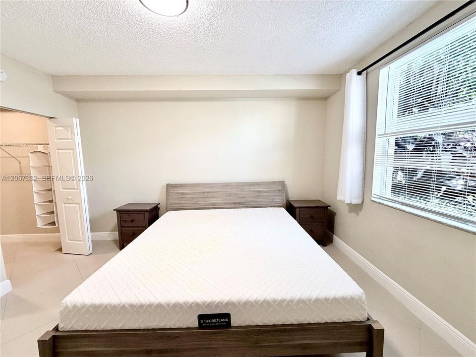 For Rent: $3,500 (2 beds, 2 baths, 1116 Square Feet)