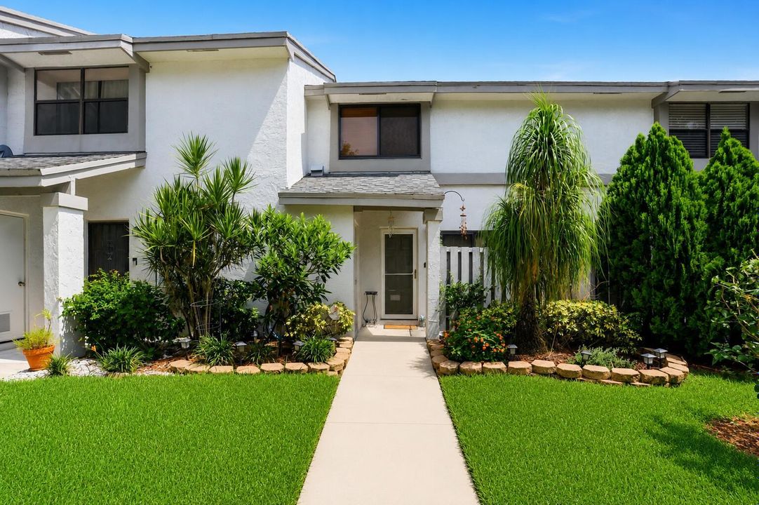 Front of townhome