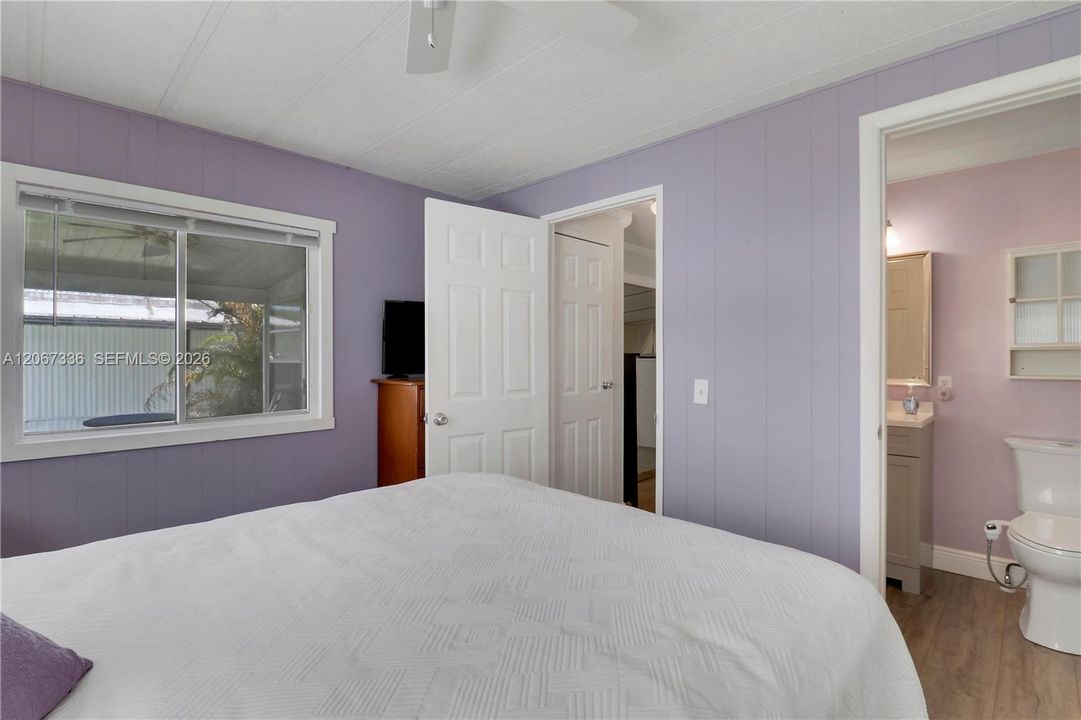 Recently Sold: $169,000 (2 beds, 2 baths, 1060 Square Feet)
