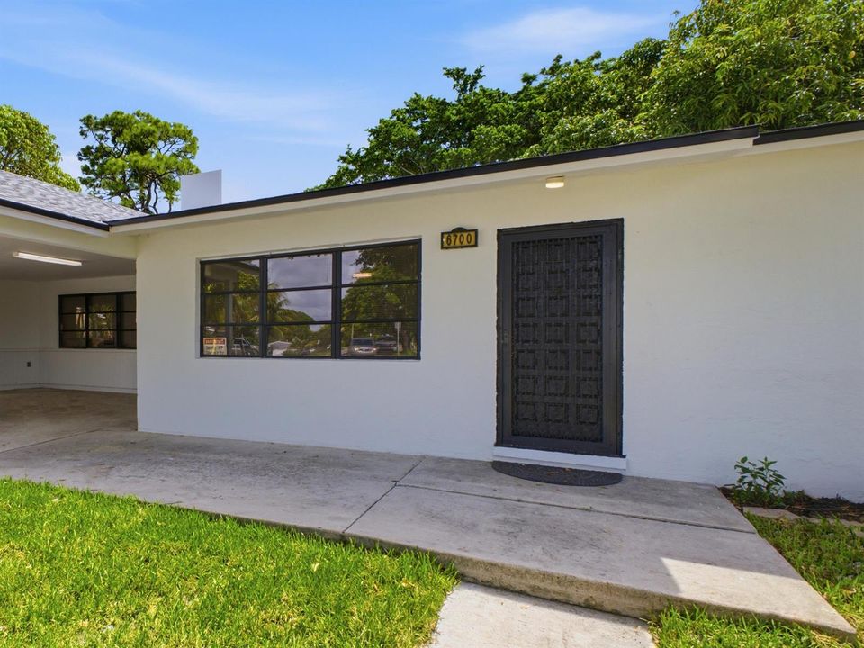 Carport