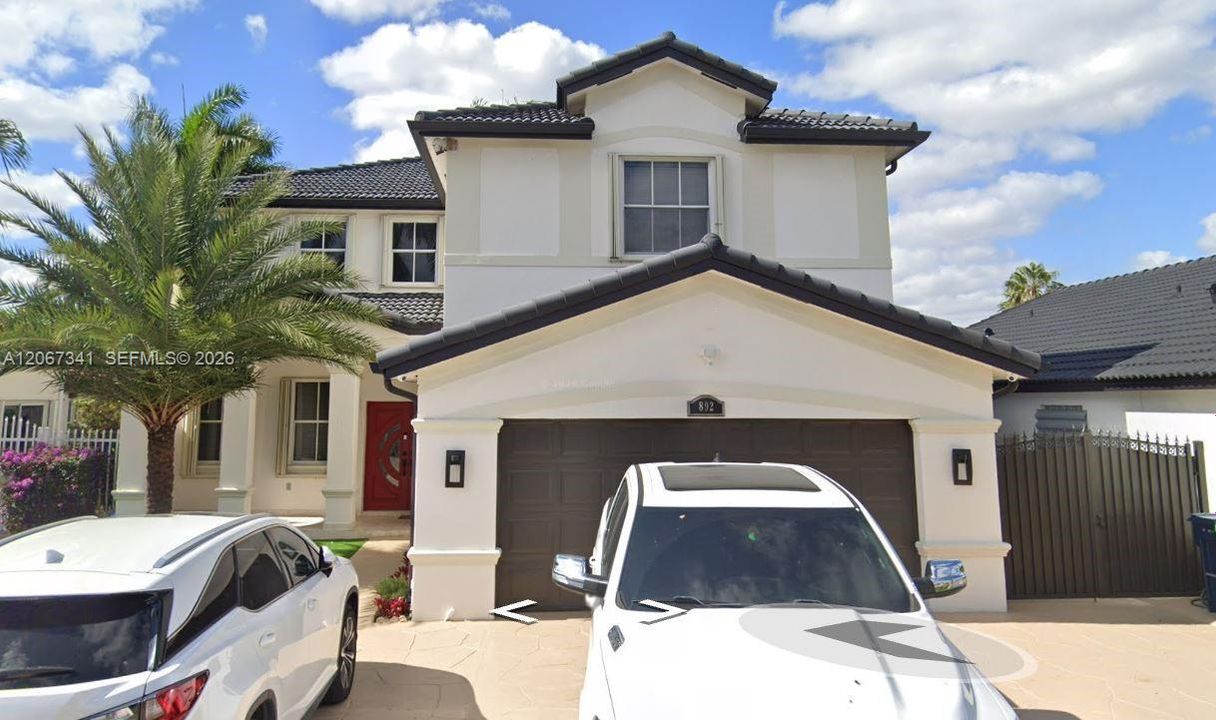 For Sale: $999,999 (3 beds, 2 baths, 2762 Square Feet)