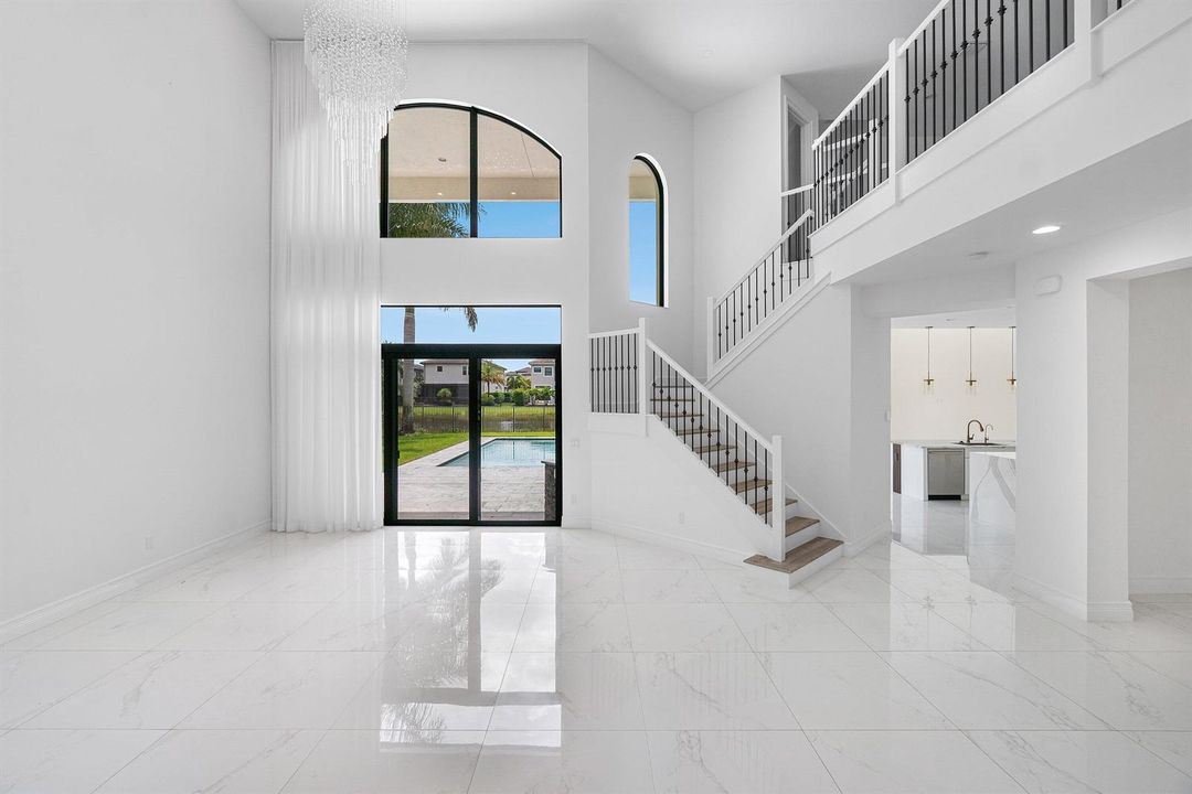 011-17352RosellaRoad-BocaRaton-FL-33496-