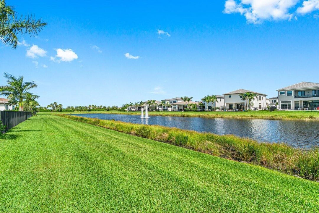 049-17352RosellaRoad-BocaRaton-FL-33496-