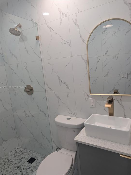 For Rent: $1,300 (1 beds, 1 baths, 1973 Square Feet)