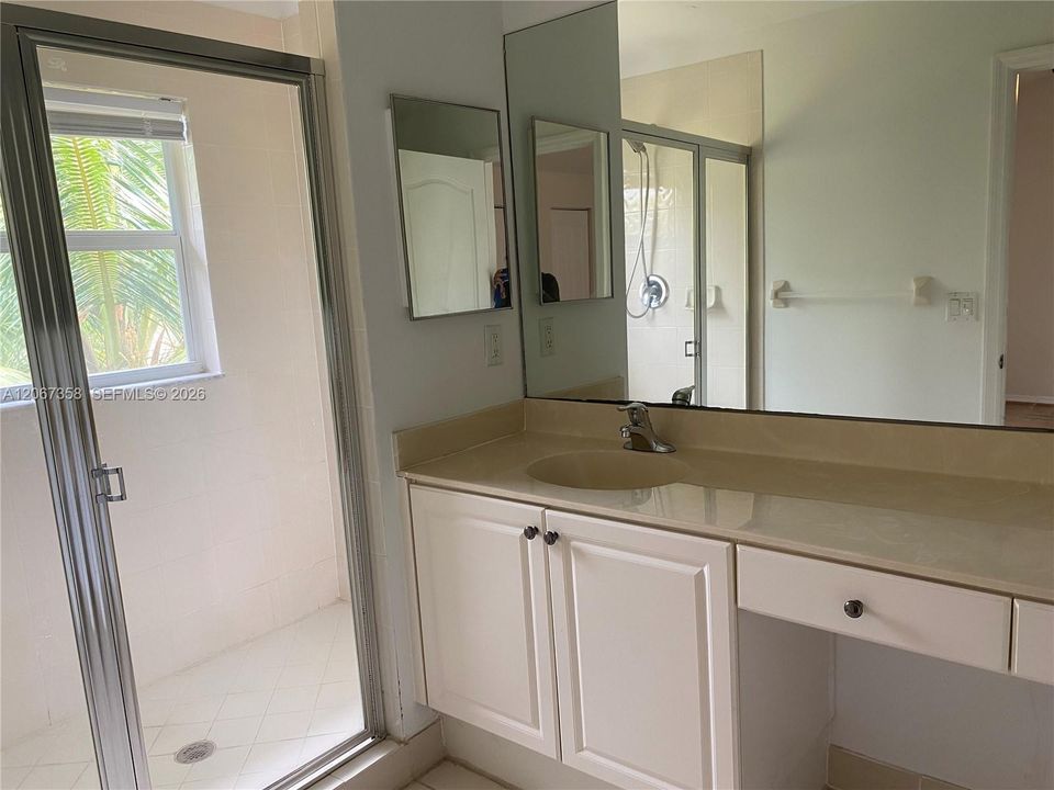 For Sale: $415,000 (3 beds, 2 baths, 1598 Square Feet)